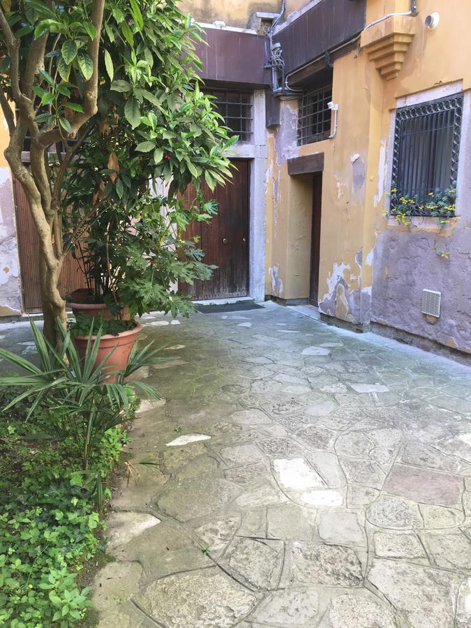 Appartamento Carbona Sconta Venesia Bagian luar foto