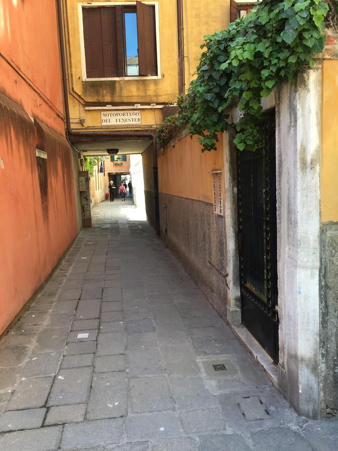 Appartamento Carbona Sconta Venesia Bagian luar foto